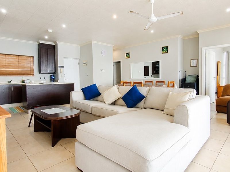 Available Immediately! UNFURNISHED 3Beds 2Baths 1 Garage -Stunning Seaviews! - Photo 1