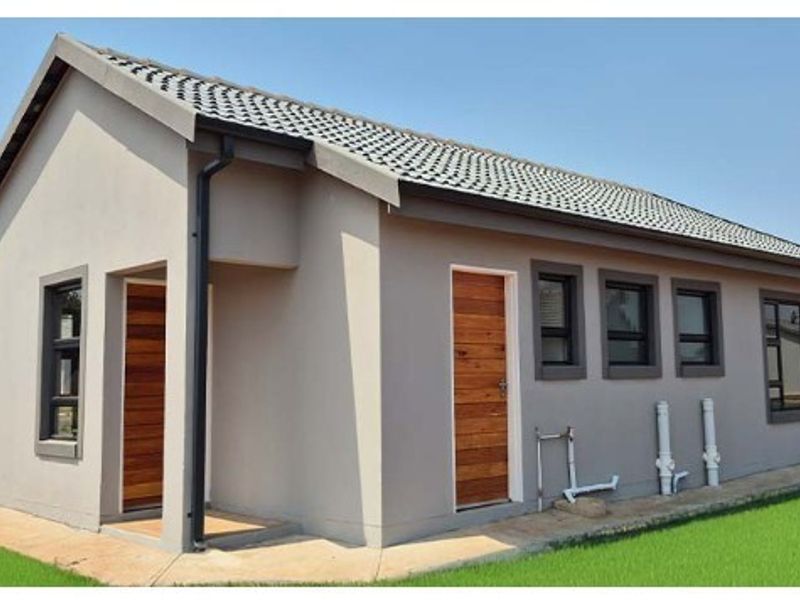 House For Sale in Vosloorus Moagi Villge - Photo 3