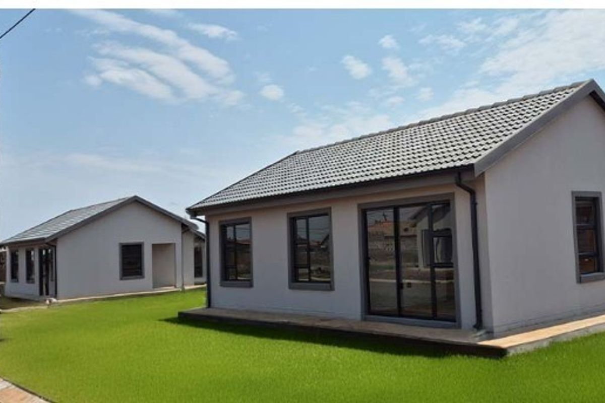House For Sale in Vosloorus Moagi Villge - Photo 5
