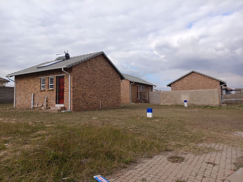 House For Sale in Hill Side Estate-Lenasia South - Photo 8