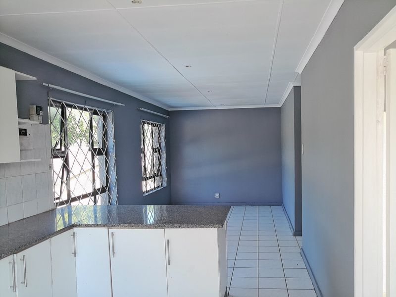 Two-Bedroom Apartment to Rent in Meer En See, Richards Bay, KwaZulu Natal - Photo 3
