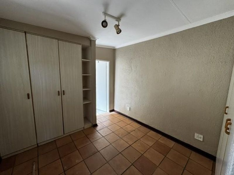 House For Sale in Beyers Park, Boksburg - Photo 8