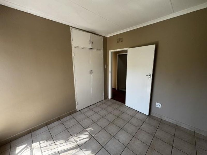House For Sale in Beyers Park, Boksburg - Photo 5