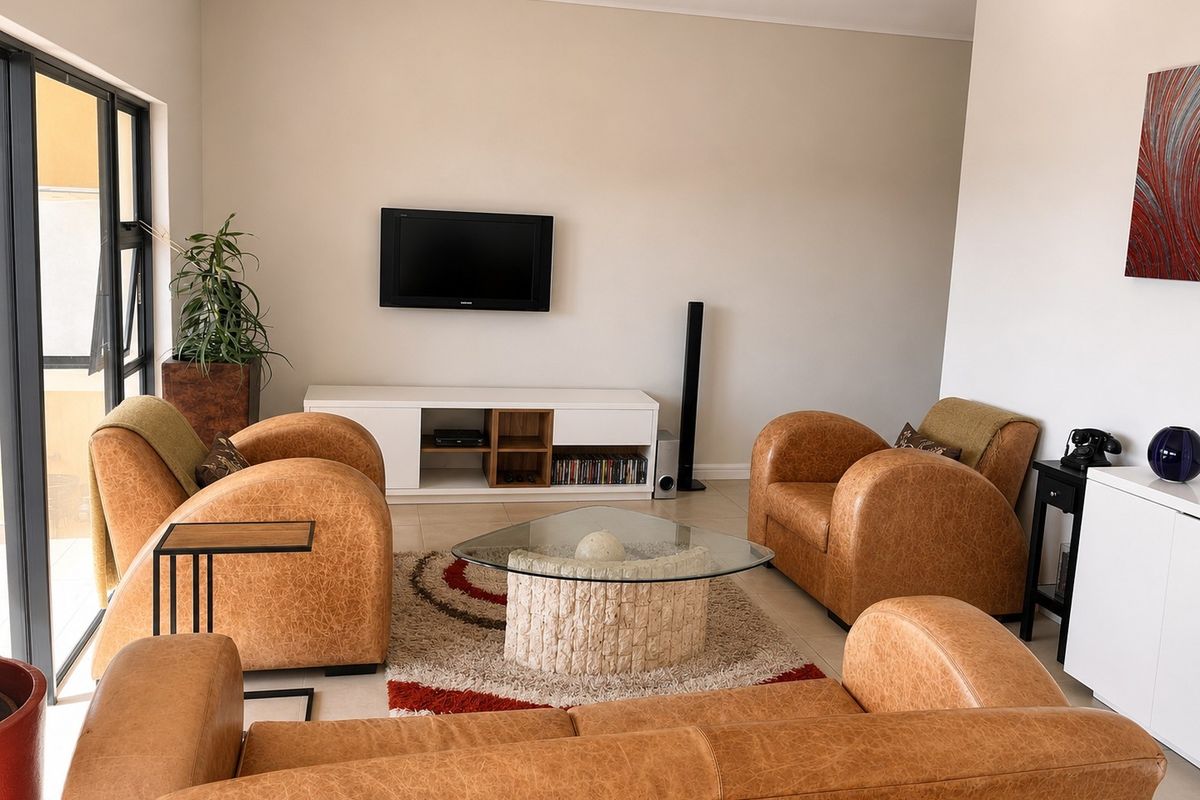 Elegant 2-Bedroom  in The Huntsman Estate, Somerset West - Photo 3