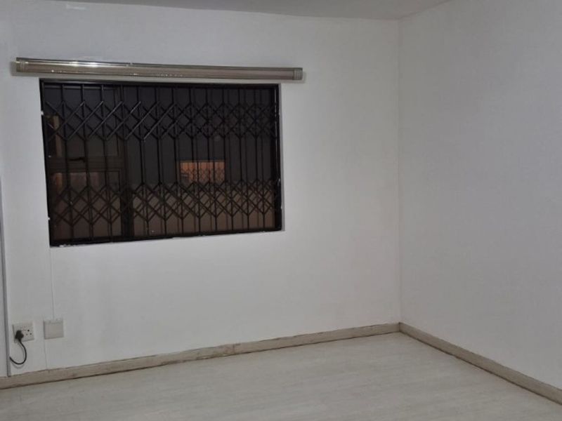 2 BEDROOM APARTMENT OVERPORT - Photo 6