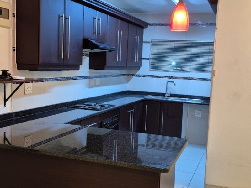 2 BEDROOM APARTMENT OVERPORT - Photo 9