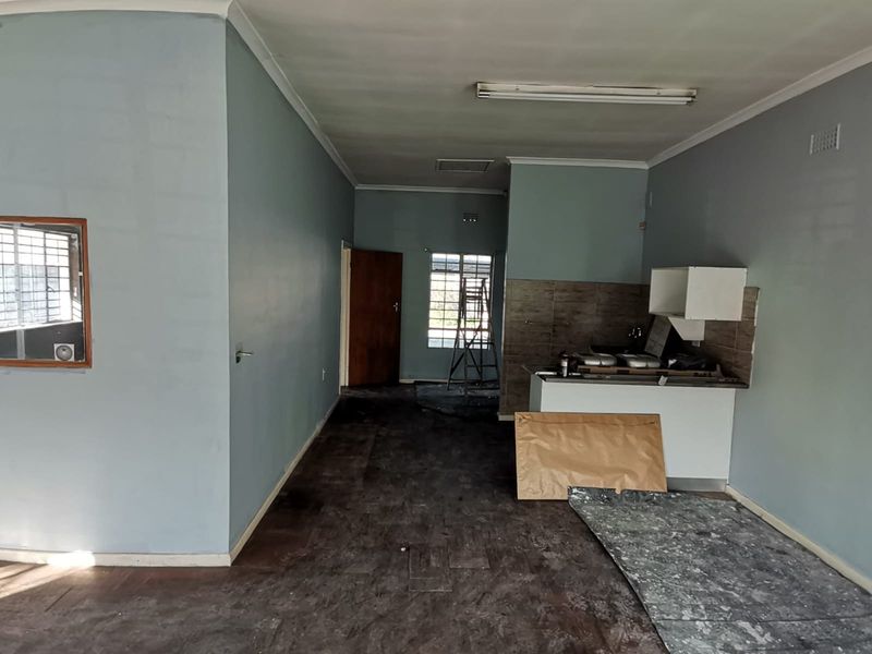 Industrial Office Space To Let in Dal Josafat, Paarl - Photo 6