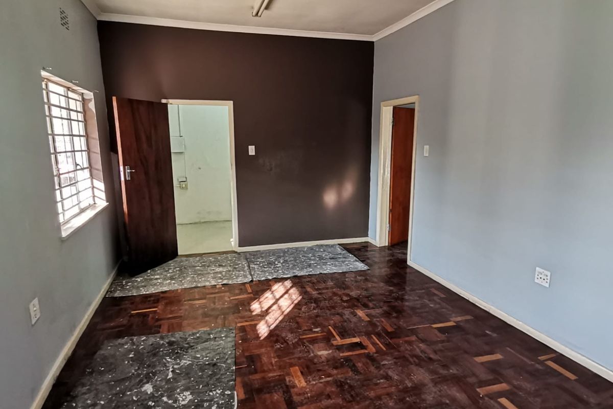 Industrial Office Space To Let in Dal Josafat, Paarl - Photo 4