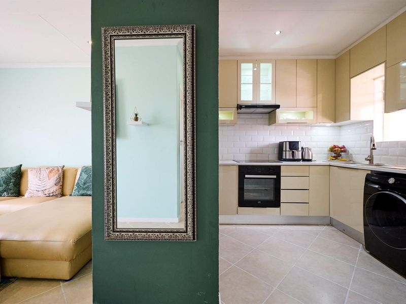 2 Bedroom Apartment For Sale in Monavoni, Centurion - Photo 3