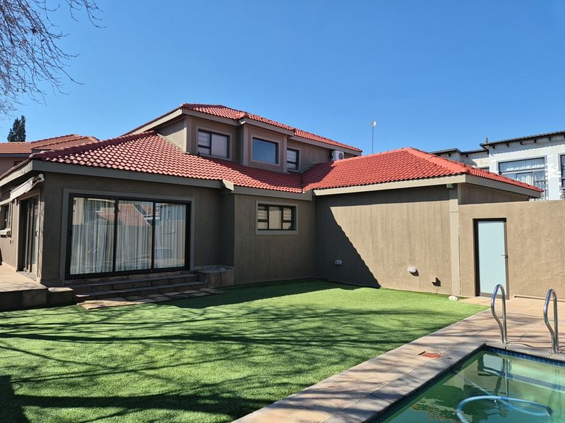 House For Sale in Grimbeeck Park, Potchefstroom, North West - Photo 6