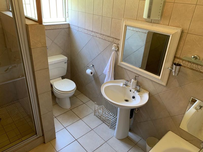 House For Sale in Monument Park, Pretoria - Photo 10