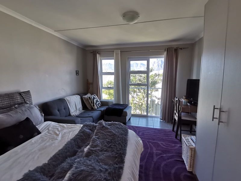Bachelor Apartment For Sale at La Vie Estate in Paarl - Photo 6