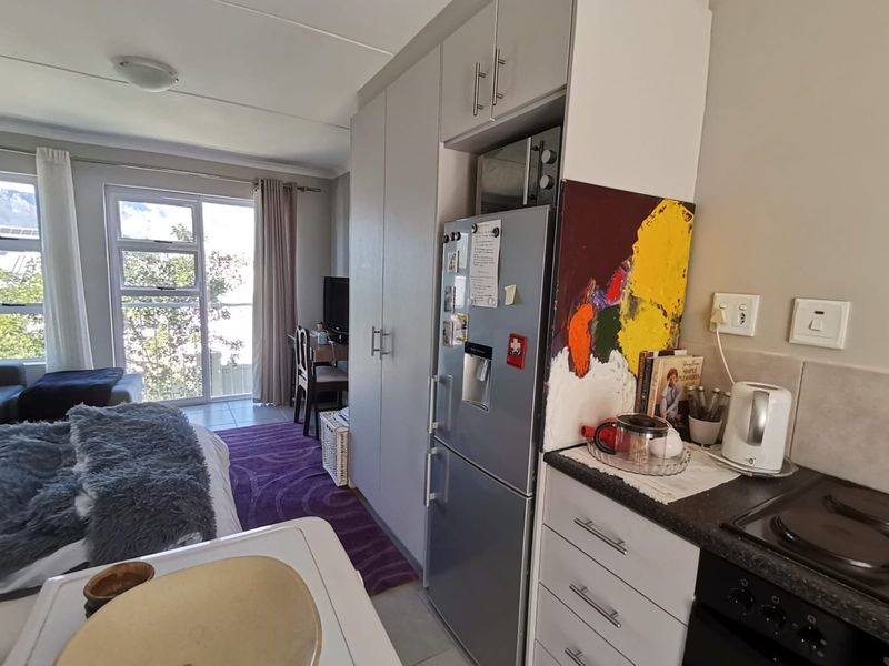 Bachelor Apartment For Sale at La Vie Estate in Paarl - Photo 4