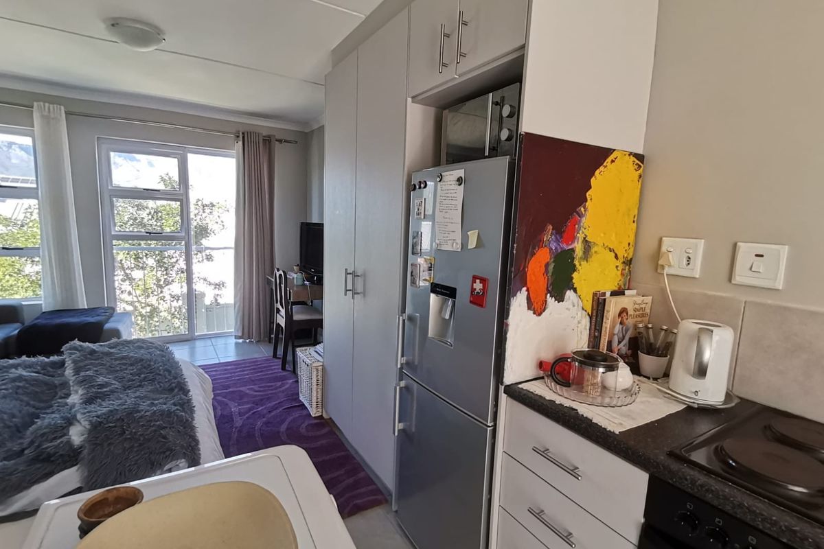 Bachelor Apartment For Sale at La Vie Estate in Paarl - Photo 4