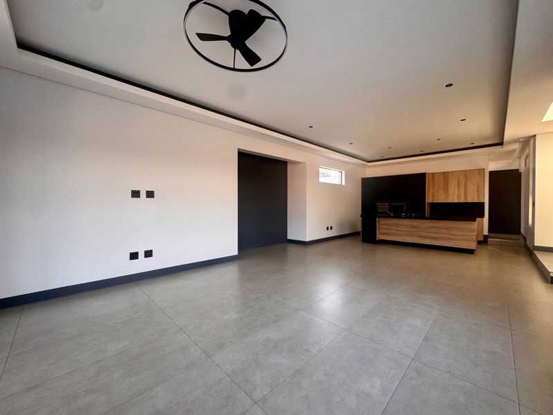 A Rare Riverside Masterpiece in Fountainbrook Estate - Photo 8