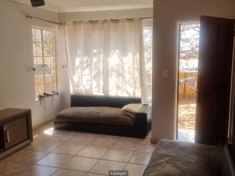 2 Bed, 2 Bath DBL Garage Townhouse For Sale in Kosmosdal, Centurion - Photo 3