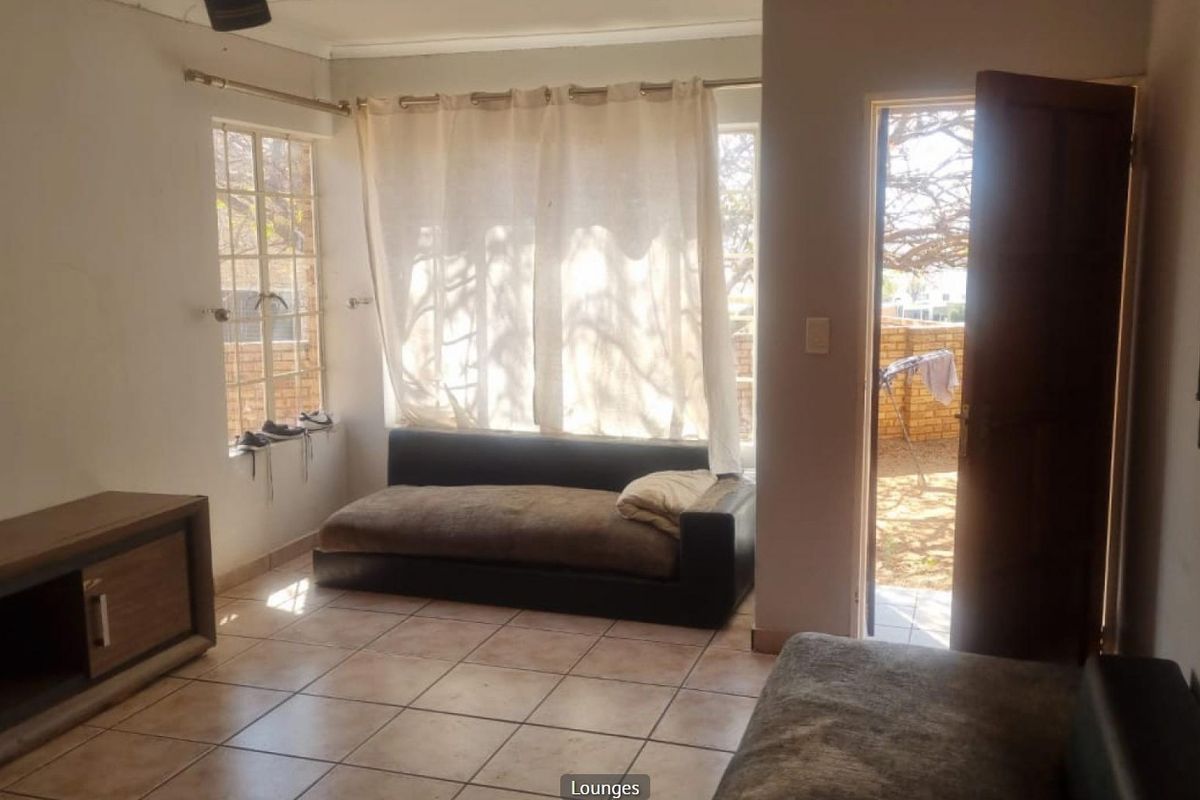 2 Bed, 2 Bath DBL Garage Townhouse For Sale in Kosmosdal, Centurion - Photo 3