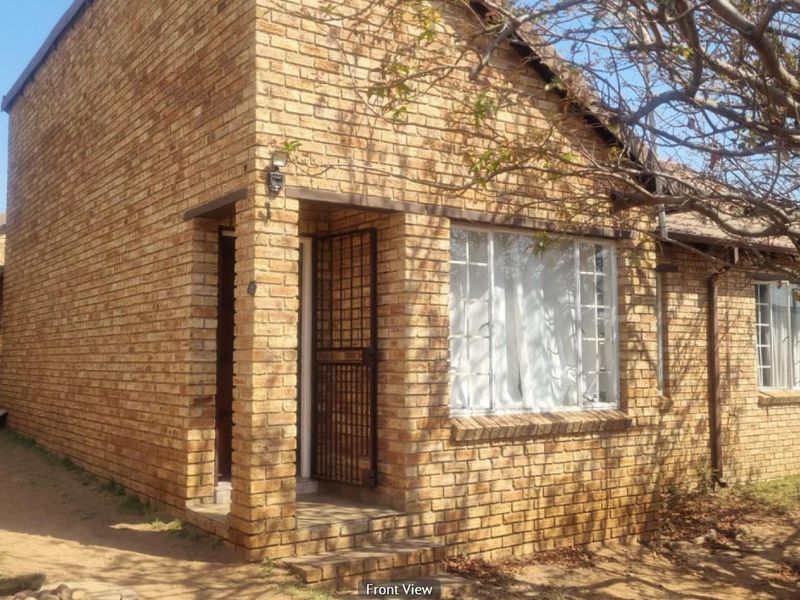 2 Bed, 2 Bath DBL Garage Townhouse For Sale in Kosmosdal, Centurion - Photo 10