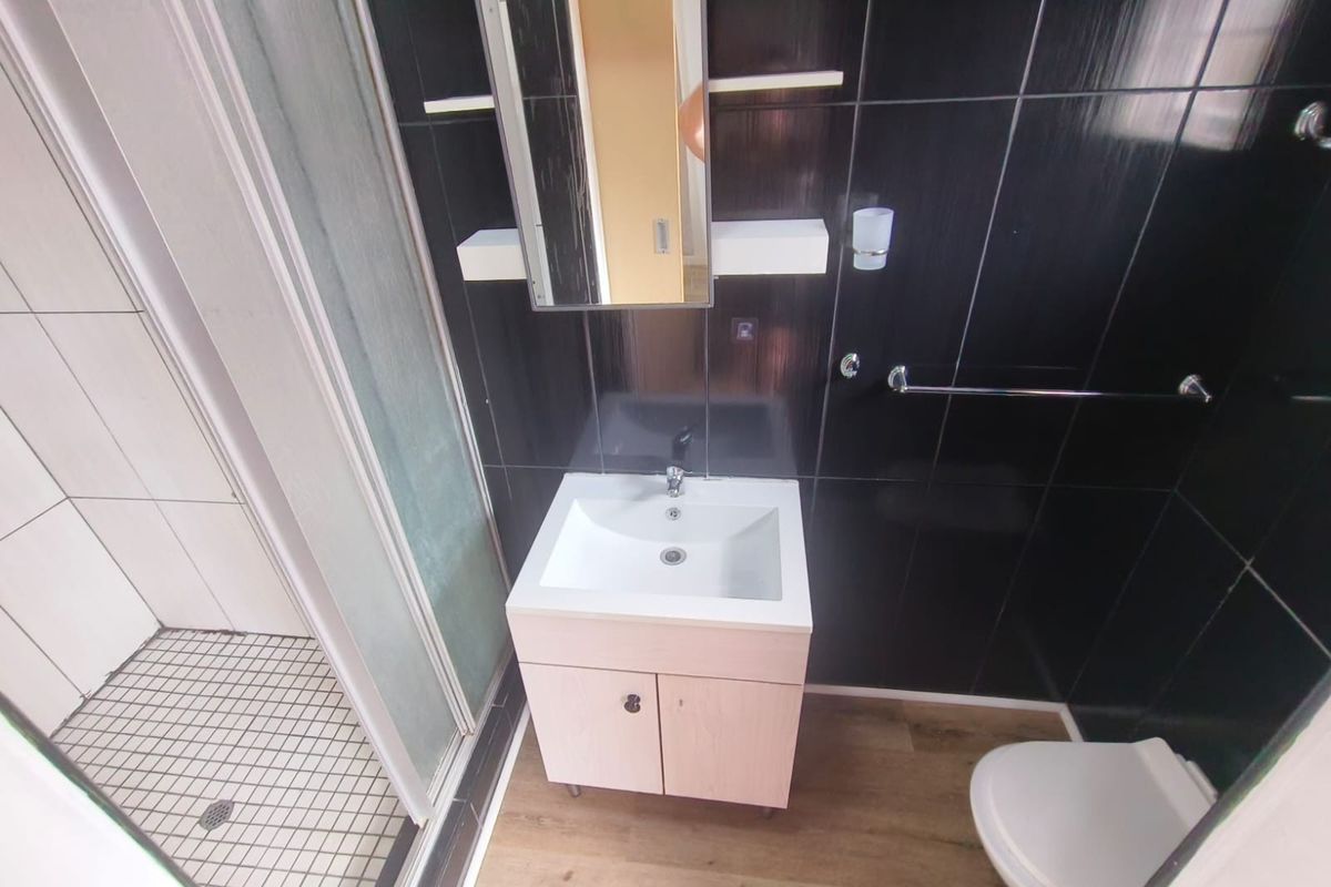 3 Bedroom unit for sale - Photo 5