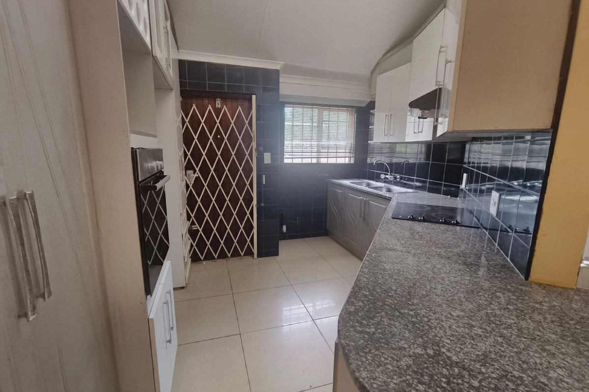 3 Bedroom unit for sale - Photo 3