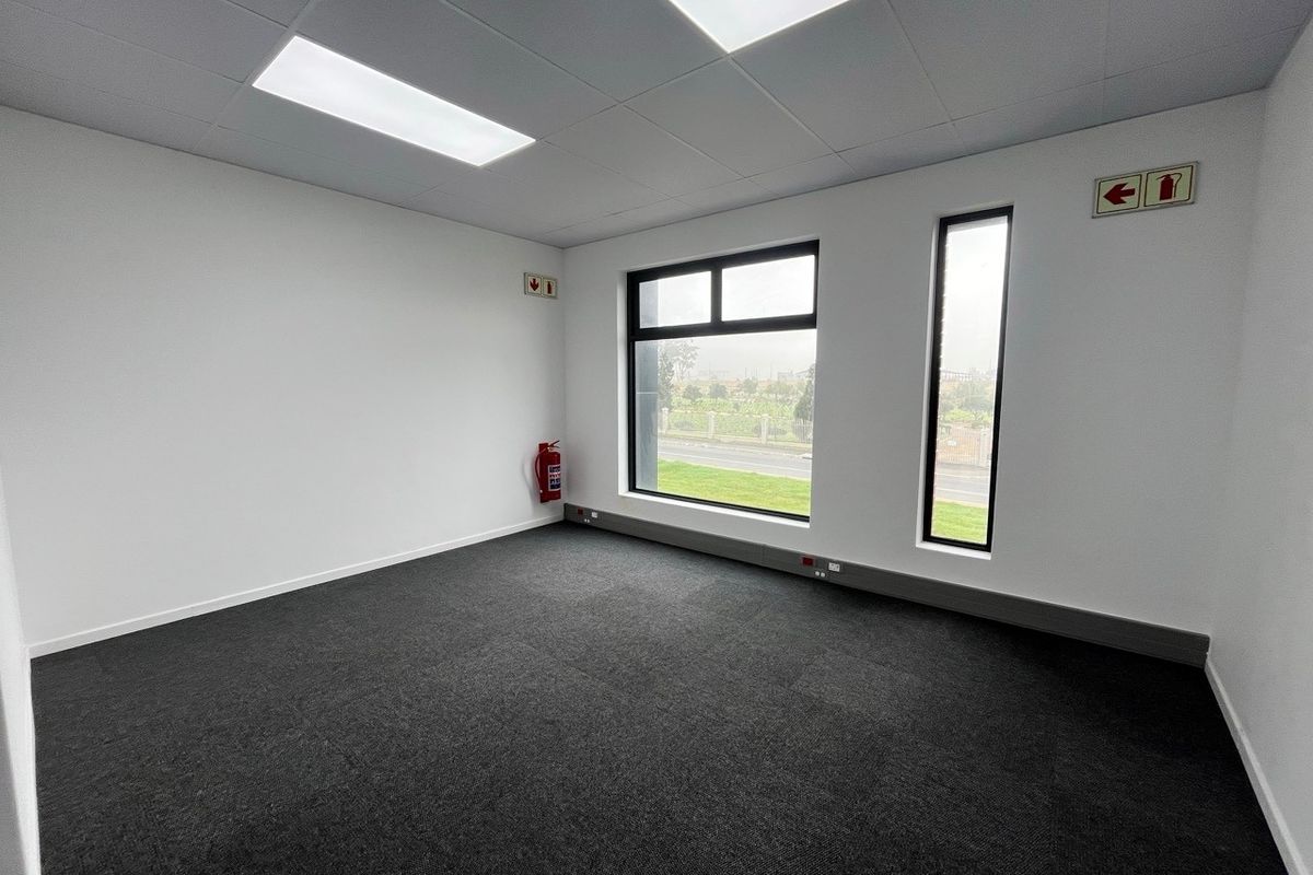 544m2 Warehouse To Rent in Fisantekraal Industrial, Fisantekraal, Cape Town - Photo 5