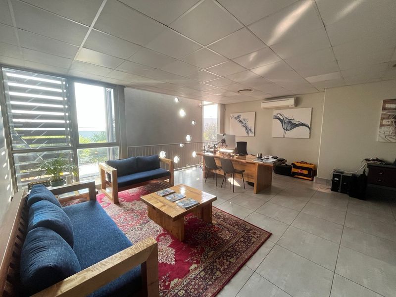 398m2 Warehouse To LET in The Reserve Business Park 2 - Photo 9