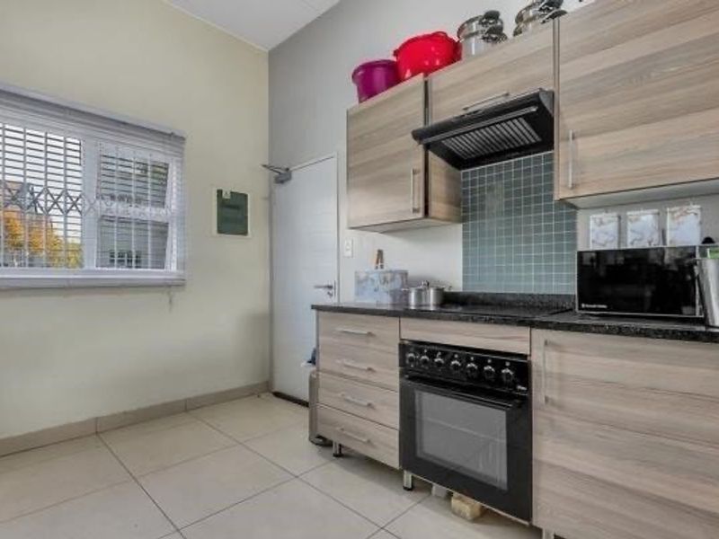 2 Bedroom,2 Bath GROUND Floor for Rent in Blue hills - Photo 4