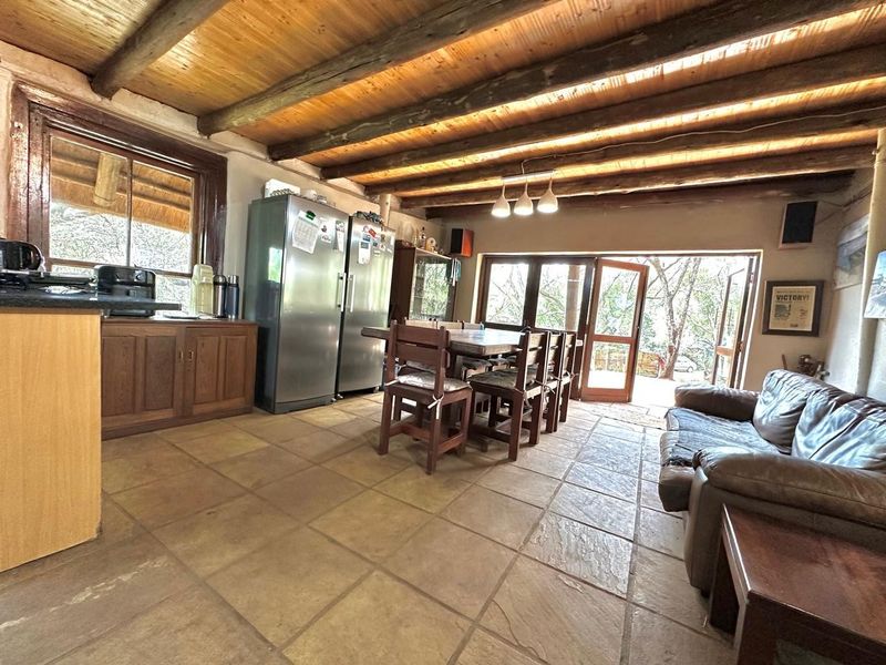 Riverfront Retreat: 5-Hectare near Lanseria - Photo 3