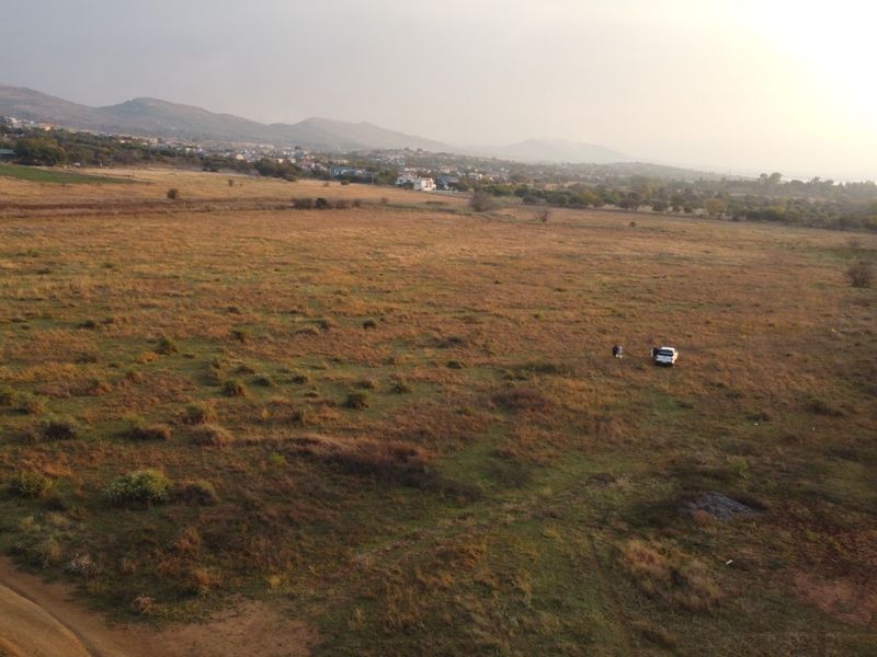Beautiful, Scenic 13,7Ha clean Canvass - Photo 8