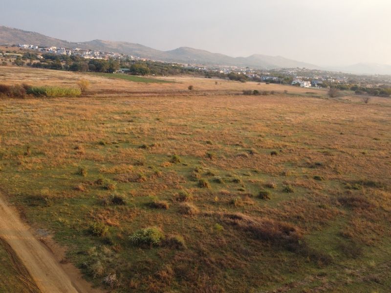 Beautiful, Scenic 13,7Ha clean Canvass - Photo 3