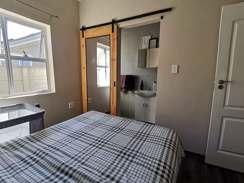 3 Bedroom Townhouse to Rent in Oude Chardonnay Estate, Paarl - Photo 10