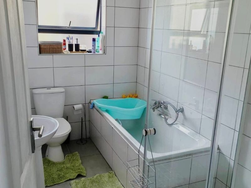 House For Sale in Pacaltsdorp, George - Photo 8