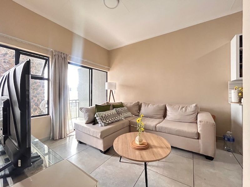 Townhouse For Sale in Kempton Park AH, Kempton Park - Photo 10