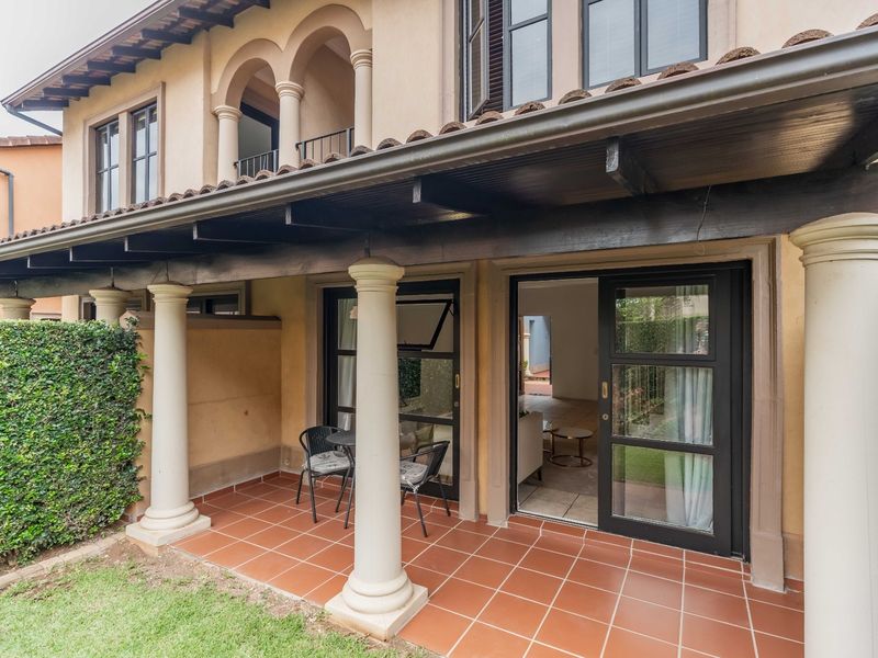 SPACIOUS SUNNY DUPLEX IN LA PIAZZA - Photo 6