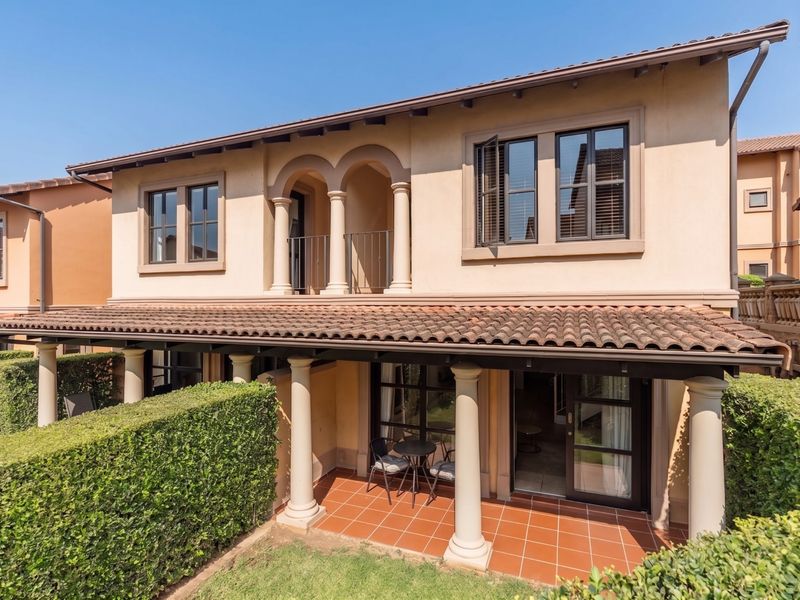 SPACIOUS SUNNY DUPLEX IN LA PIAZZA - Photo 2