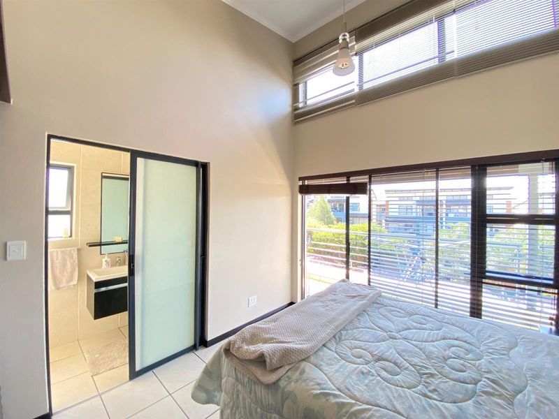 Apartment To Rent in Greenstone Hill, Edenvale - Photo 9