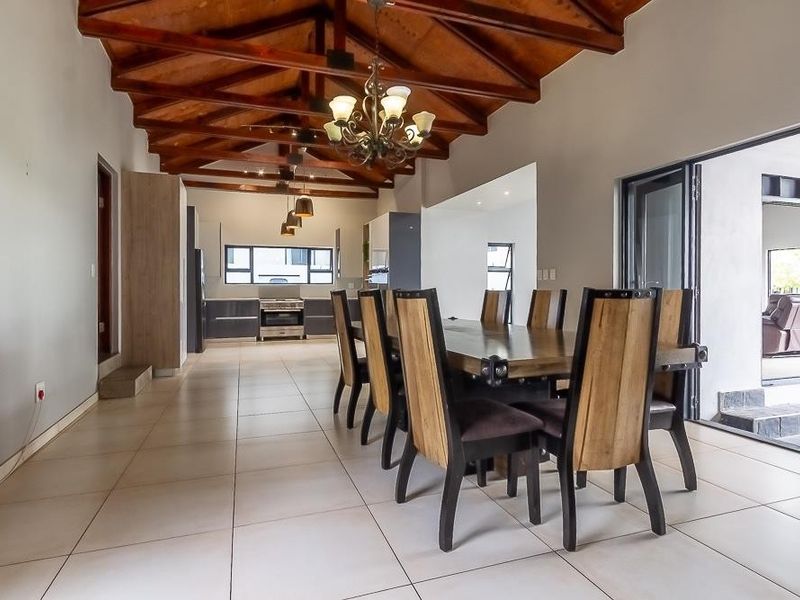 Contemporary Farmhouse Living on the Greenbelt in Copperleaf Golf and Country Estate - Photo 9