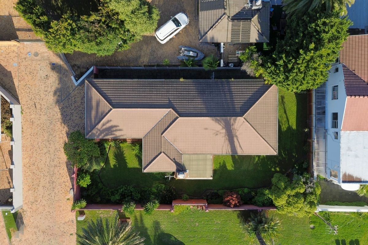 Spacious Family Haven in Flamingo Vlei - Photo 4