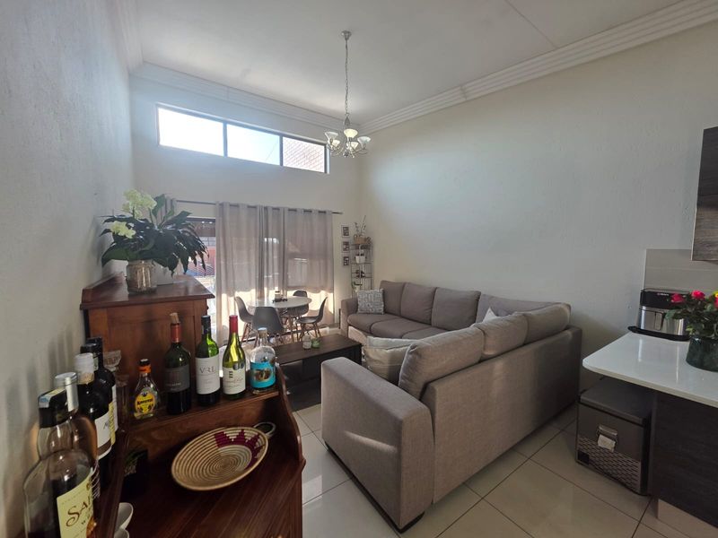3 Bedroom Apartment For Sale in Boksburg North, Boksburg - Photo 5