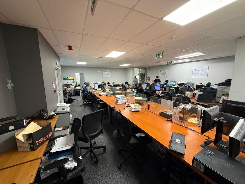 Office To Rent in Foreshore, Cape Town - Photo 1