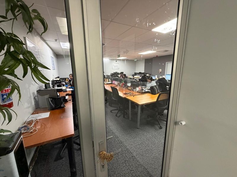 Office To Rent in Foreshore, Cape Town - Photo 2