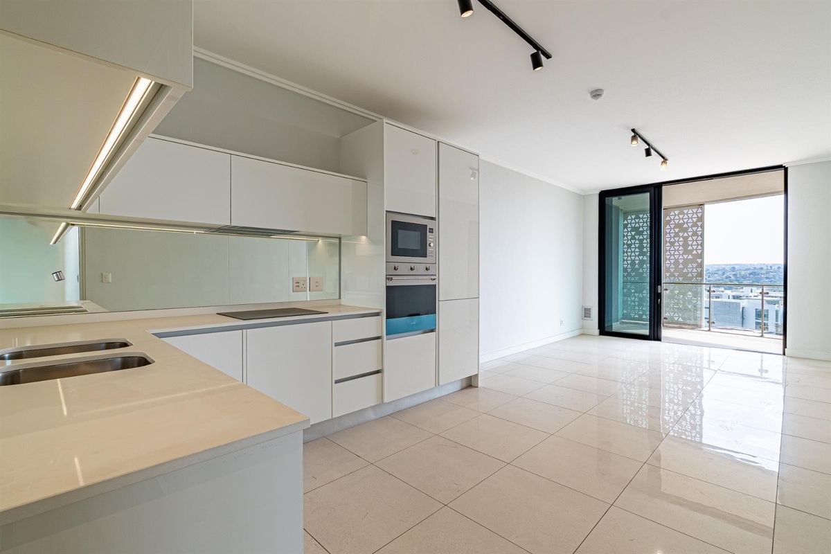 Luxury 2 Bed, 2 Bath Apartment For Rent in Waterfall, Midrand - Photo 4