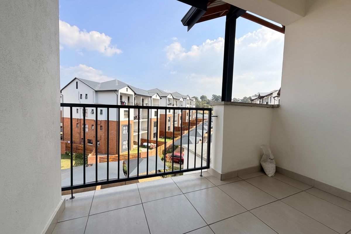 Apartment To Rent in Linbro Park, Sandton - Photo 2