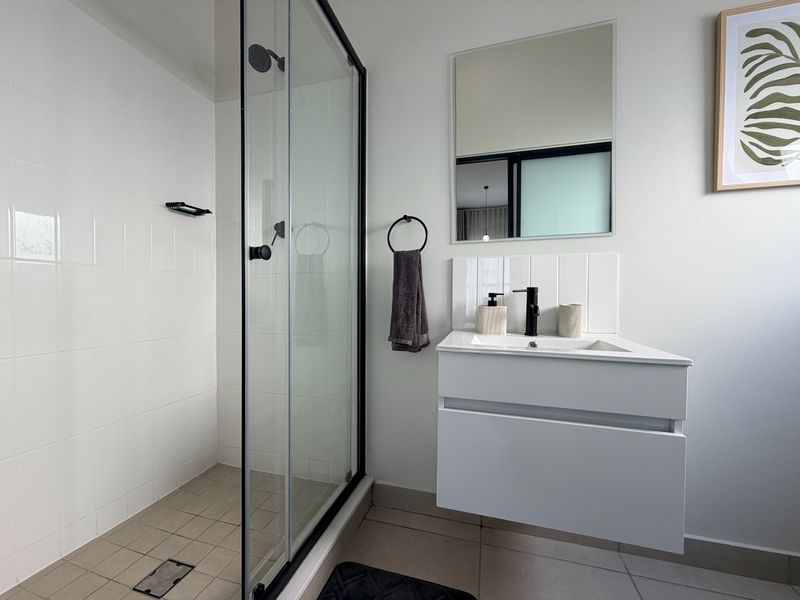 Apartment To Rent in Linbro Park, Sandton - Photo 10