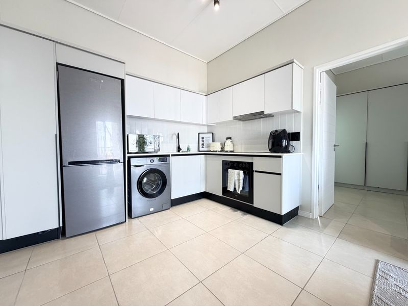 Apartment To Rent in Linbro Park, Sandton - Photo 4