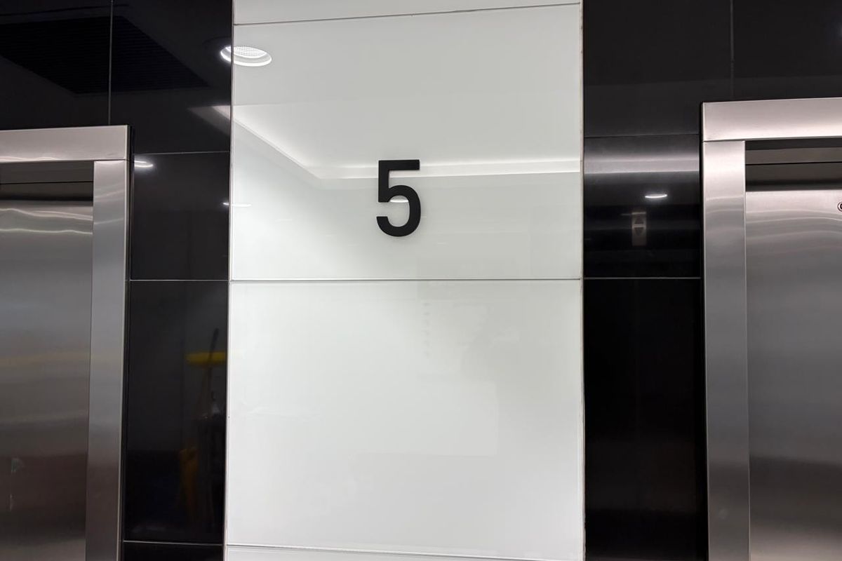 Office To Rent in Foreshore, Cape Town - Photo 2