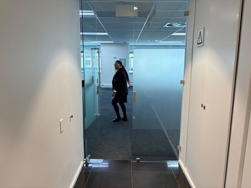 Office To Rent in Foreshore, Cape Town - Photo 3