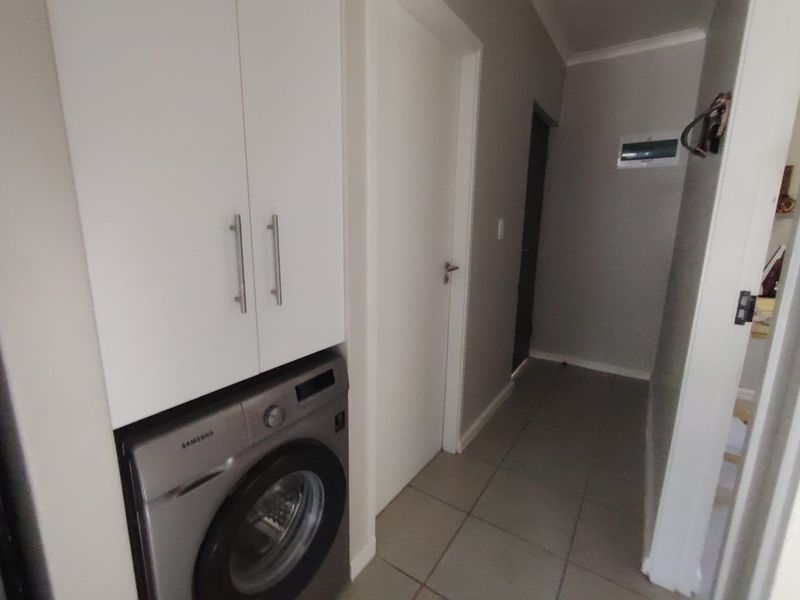 Beautiful Ground Floor Apartment Available To Rent - Photo 7