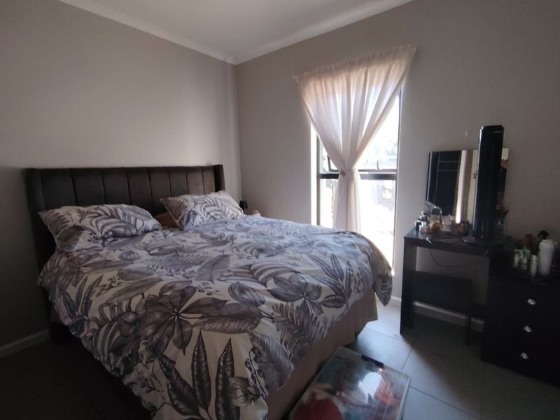 Beautiful Ground Floor Apartment Available To Rent - Photo 10