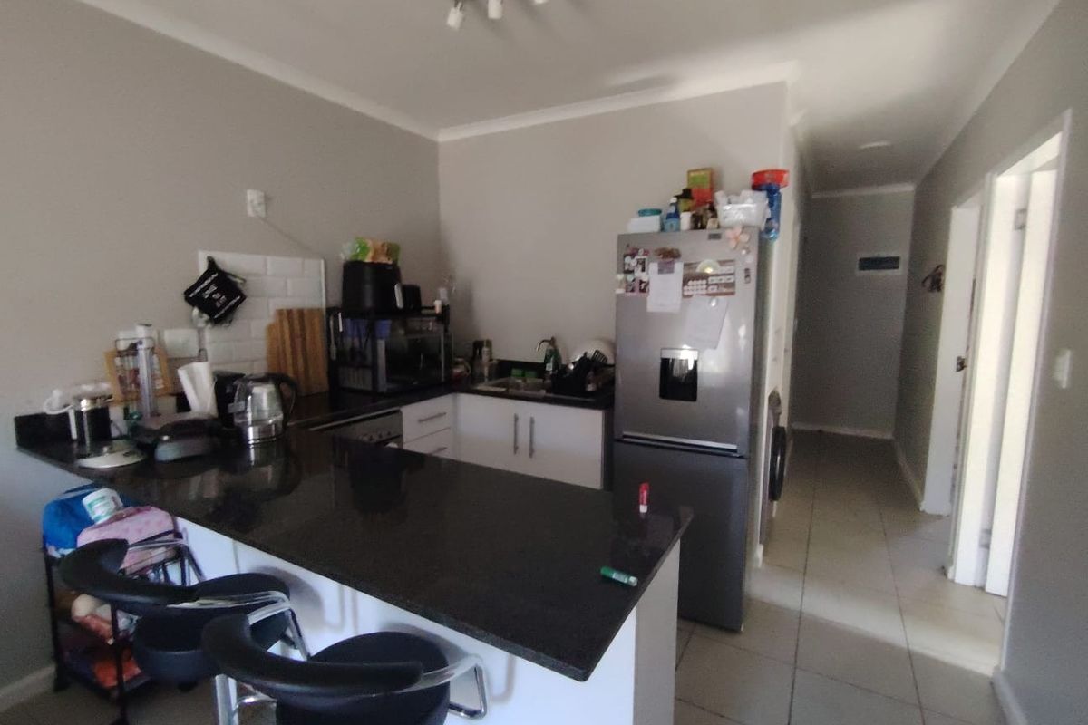 Beautiful Ground Floor Apartment Available To Rent - Photo 3